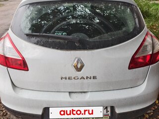 2012 Renault Megane III, белый, 500000 рублей, вид 2