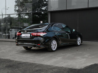 2018 Toyota Camry VIII (XV70), чёрный, 2370000 рублей, вид 4