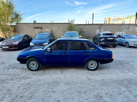 2003 Lada (ВАЗ) 21099, синий, 99999 рублей - вид 3