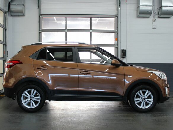 2017 Hyundai Creta I, коричневый, 1380000 рублей - вид 3