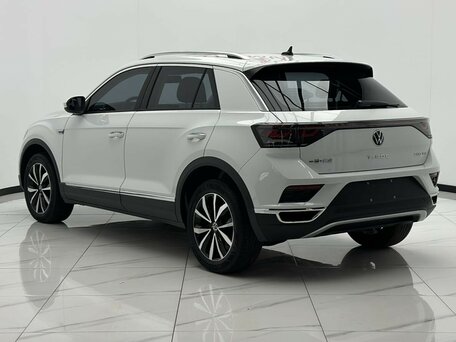 2023 Volkswagen T-Roc I Рестайлинг, белый, 1920000 рублей, вид 3
