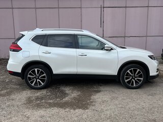 2019 Nissan X-Trail III Рестайлинг, белый, 2400000 рублей, вид 4