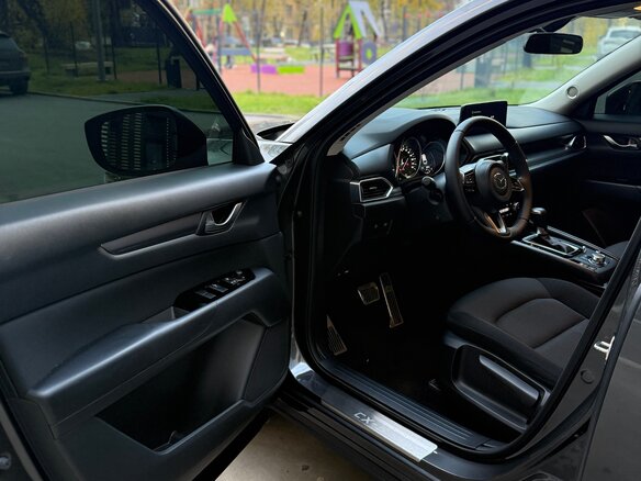 2025 Mazda CX-5 II Рестайлинг, серый, 3100000 рублей - вид 16