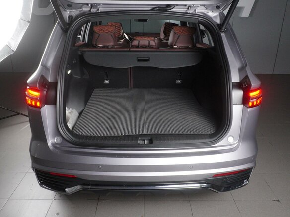 2023 Geely Monjaro (Xingyue L) I, серебристый, 3399000 рублей - вид 22