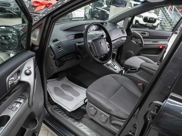 2013 SsangYong Stavic, серый, 1490000 рублей - вид 8