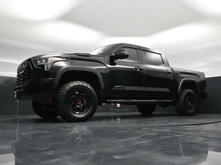 2025 Toyota Tundra CrewMax III, чёрный, 9380000 рублей, вид 5