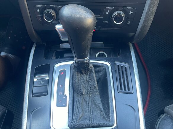 2008 Audi A4 IV (B8), белый, 700000 рублей - вид 8