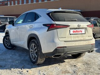 2020 Lexus NX 300 I Рестайлинг, белый, 3500000 рублей, вид 5