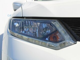 2017 Nissan X-Trail III Рестайлинг, белый, 1600000 рублей, вид 4