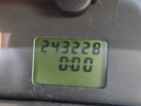2012 Lada (ВАЗ) Priora I, пурпурный, 315000 рублей - вид 11