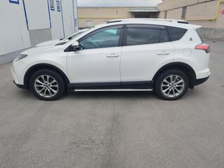 2018 Toyota RAV4 IV (XA40) Рестайлинг, белый, 2300000 рублей, вид 5