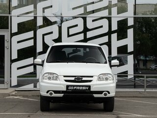 2016 Chevrolet Niva I Рестайлинг, белый, 785000 рублей, вид 3