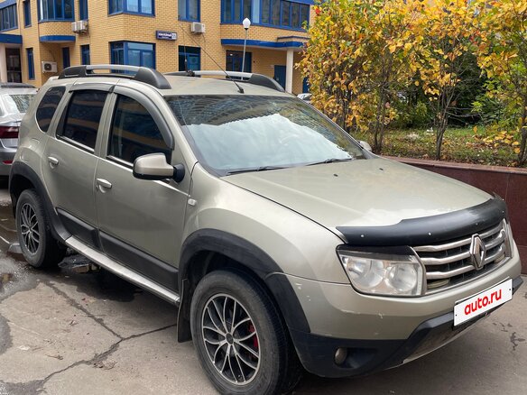 2014 Renault Duster I, бежевый, 750000 рублей - вид 2