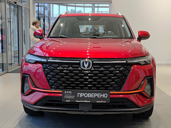 2024 Changan CS35 Plus I Рестайлинг, красный, 1746000 рублей - вид 1