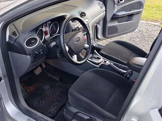 2008 Ford Focus II Рестайлинг, серебристый, 620000 рублей, вид 3