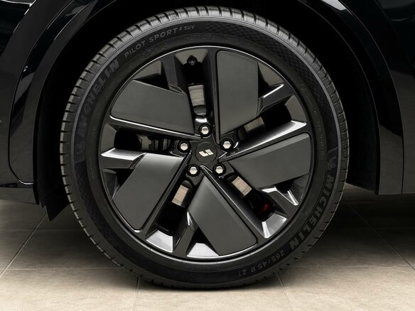2025 Li Auto (Lixiang) L7 52.3 kWh I Рестайлинг, чёрный, 7200000 рублей - вид 15