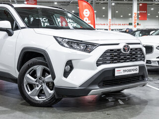 2021 Toyota RAV4 V (XA50), белый, 3449700 рублей, вид 5