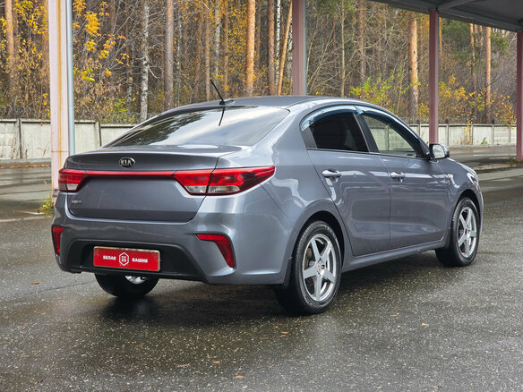 2018 Kia Rio IV, серый, 1149900 рублей - вид 6