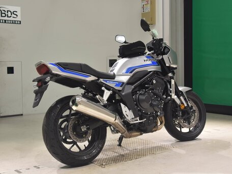 2026 Honda CB 1000F, серый, 1330000 рублей, вид 2