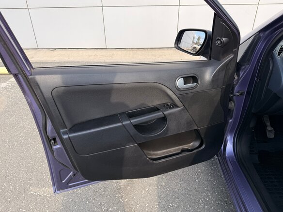 2006 Ford Fiesta Mk5, фиолетовый, 399000 рублей - вид 13