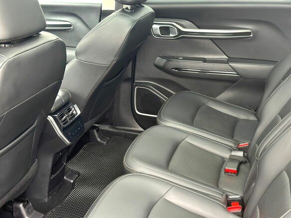 2023 Geely Okavango I, чёрный, 2050000 рублей - вид 30