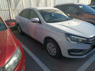 2023 Lada (ВАЗ) Vesta I Рестайлинг (NG), белый, 755000 рублей, вид 2