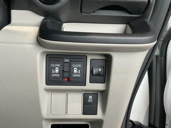 2023 Honda Stepwgn VI, белый, 2250700 рублей - вид 10