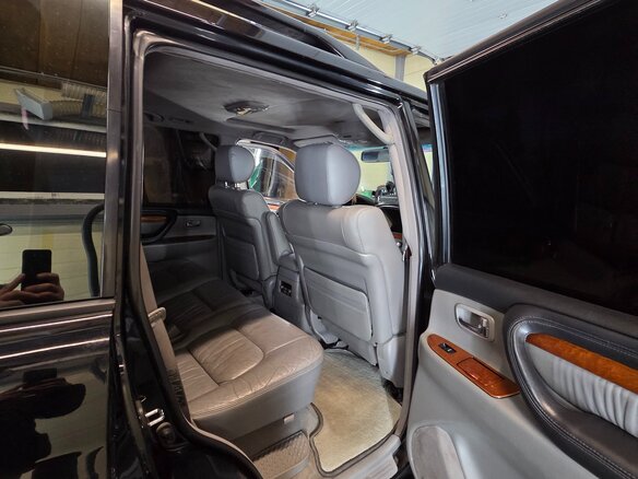 2003 Lexus LX 470 II Рестайлинг, чёрный, 1820000 рублей - вид 21