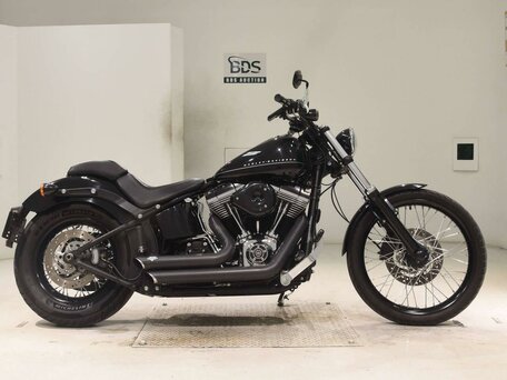 2011 Harley-Davidson Blackline, чёрный, 757000 рублей, вид 2