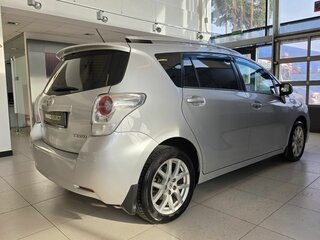 2010 Toyota Verso I, серый, 1099000 рублей, вид 4