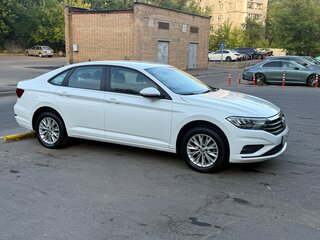 2020 Volkswagen Jetta VII, белый, 1580000 рублей, вид 4