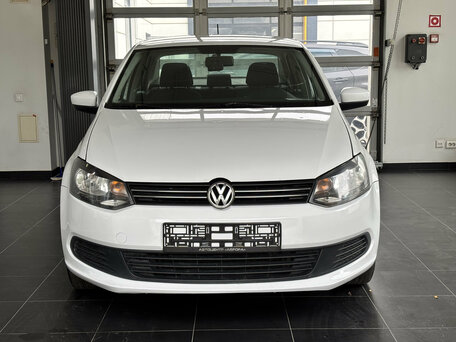 2014 Volkswagen Polo V, белый, 750000 рублей, вид 2