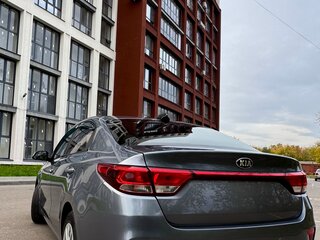2017 Kia Rio IV, серый, 990000 рублей, вид 2