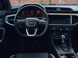 2026 Audi Q3 35 TFSI II (F3), серый, 4000000 рублей, вид 3