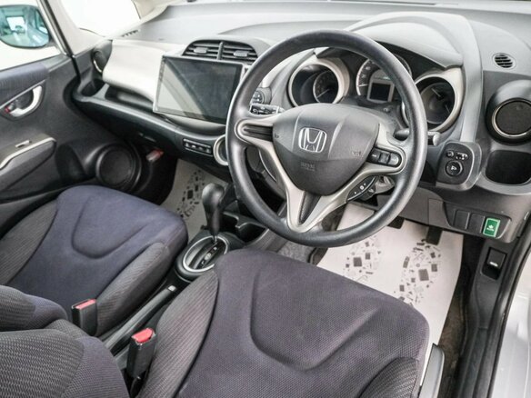 2011 Honda Fit Hybrid II, серый, 899000 рублей - вид 7