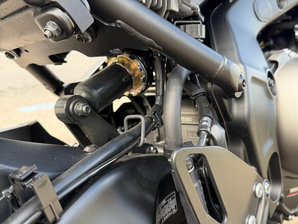2022 Yamaha XSR900, чёрный, 1000000 рублей - вид 9