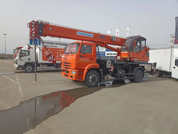 2025 КамАЗ 53605, красный, 12000000 рублей - вид 1