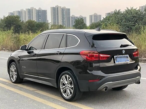 2023 BMW X1 Long 20Li sDrive II (F48) Рестайлинг, чёрный, 2550000 рублей - вид 2