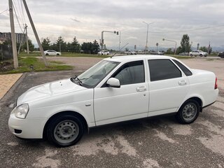 2014 Lada (ВАЗ) Priora I Рестайлинг, белый, 700000 рублей, вид 3