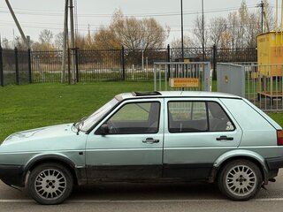 1990 Volkswagen Golf II, серебристый, 125000 рублей, вид 3