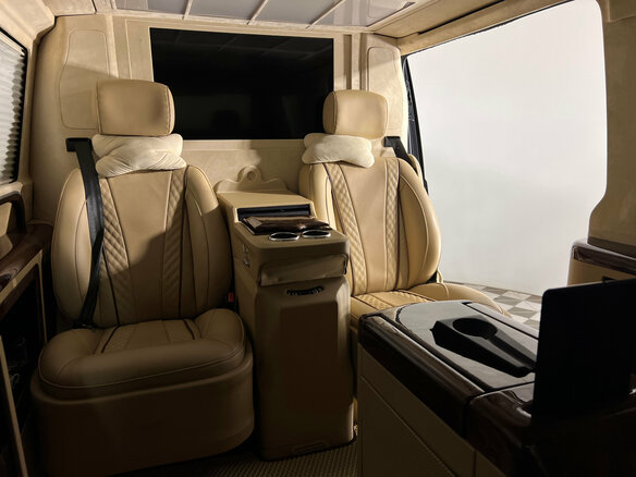 2018 Volkswagen Multivan T6, чёрный, 4200000 рублей - вид 10