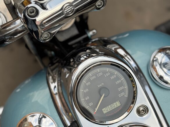 2007 Harley-Davidson Dyna Low Rider, синий, 900000 рублей - вид 7