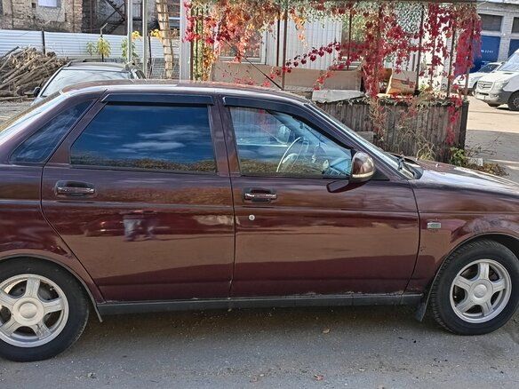 2012 Lada (ВАЗ) Priora I, красный, 265000 рублей - вид 3