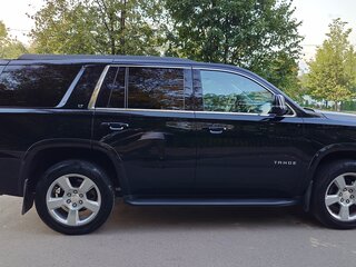 2018 Chevrolet Tahoe IV, чёрный, 4600000 рублей, вид 2