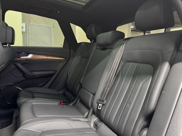 2022 Audi Q5 45 TFSI II (FY) Рестайлинг, чёрный, 3700000 рублей - вид 33