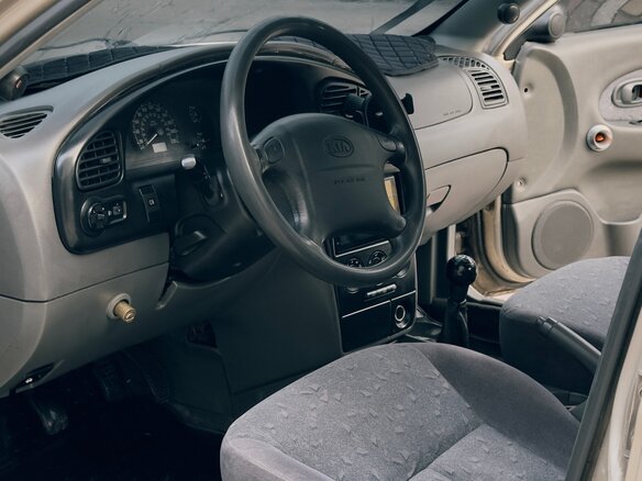 2007 Kia Spectra I Рестайлинг 2, бежевый - вид 9
