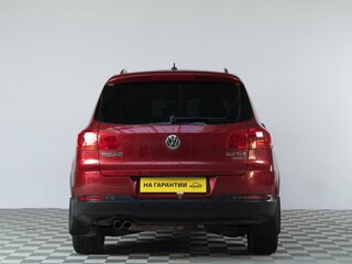 2011 Volkswagen Tiguan I Рестайлинг, красный, 1279000 рублей, вид 5