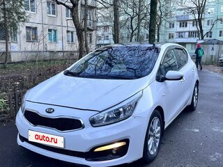 2016 Kia Ceed II Рестайлинг, белый, 720000 рублей, вид 1