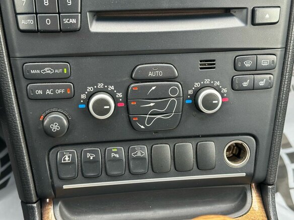 2007 Volvo XC90 5 Geartronic I Рестайлинг, чёрный, 1320000 рублей - вид 20