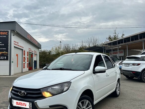 2023 Lada (ВАЗ) Granta I Рестайлинг, белый, 750000 рублей